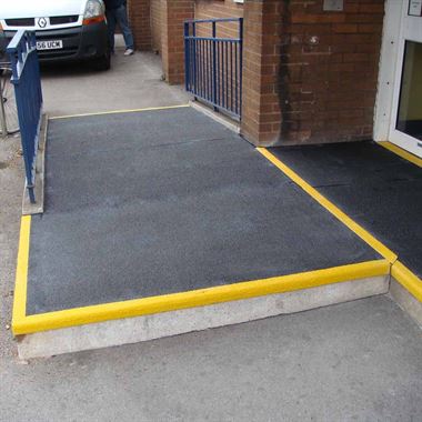 Anti Slip Flooring & Decking
